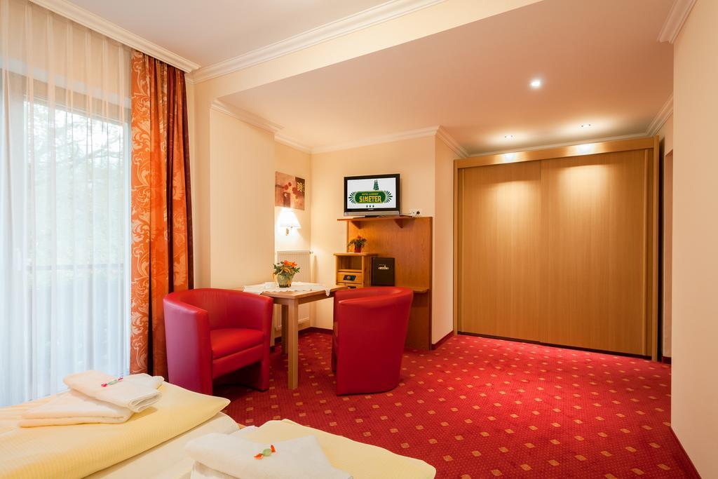 Hotel Landhof Simeter Gmbh سبيتال ان دير دراو الغرفة الصورة